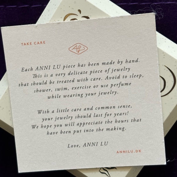 ANNI LU Secret Beach Hoops - Picture 2 of 8